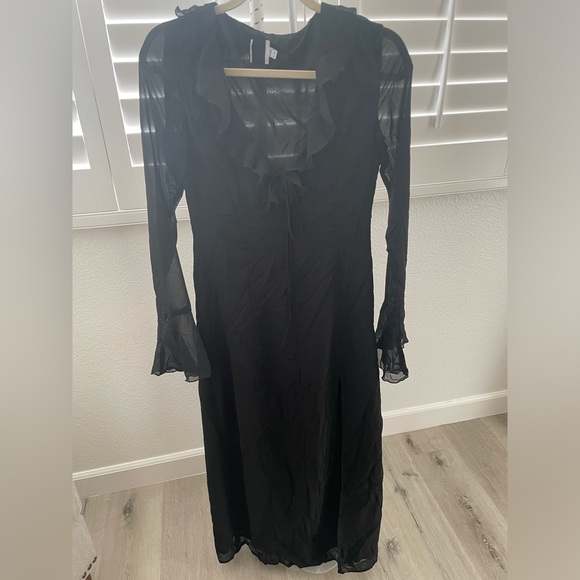 NWOT ROSALIA MAXI DRESS BLACK - Picture 4 of 8